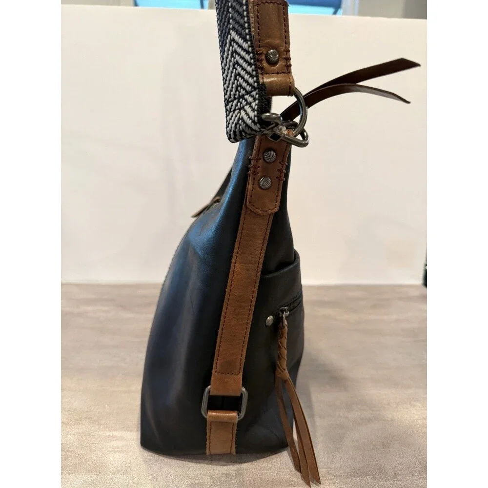The Sak Ashland Black Leather Bucket Bag Crossbody Hobo